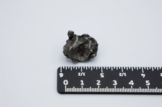 Eisenmeteorit 13,7g