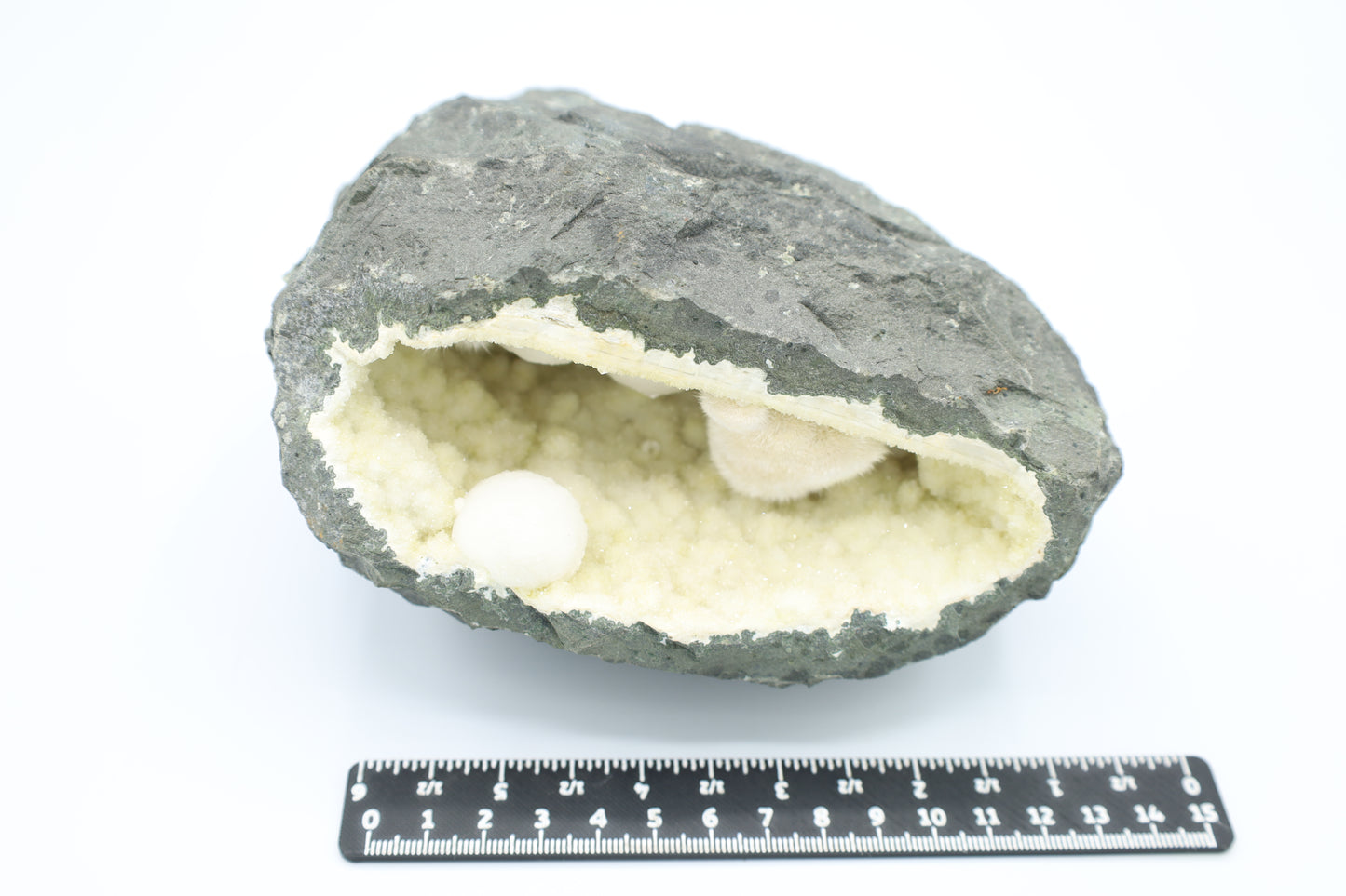 Okenit Geode